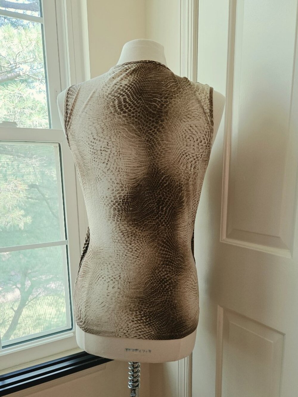 Jones New York sz S-M Soft Rayon Multi-Faux Wrap Animal Print Top Blouse Top New - Picture 8 of 12